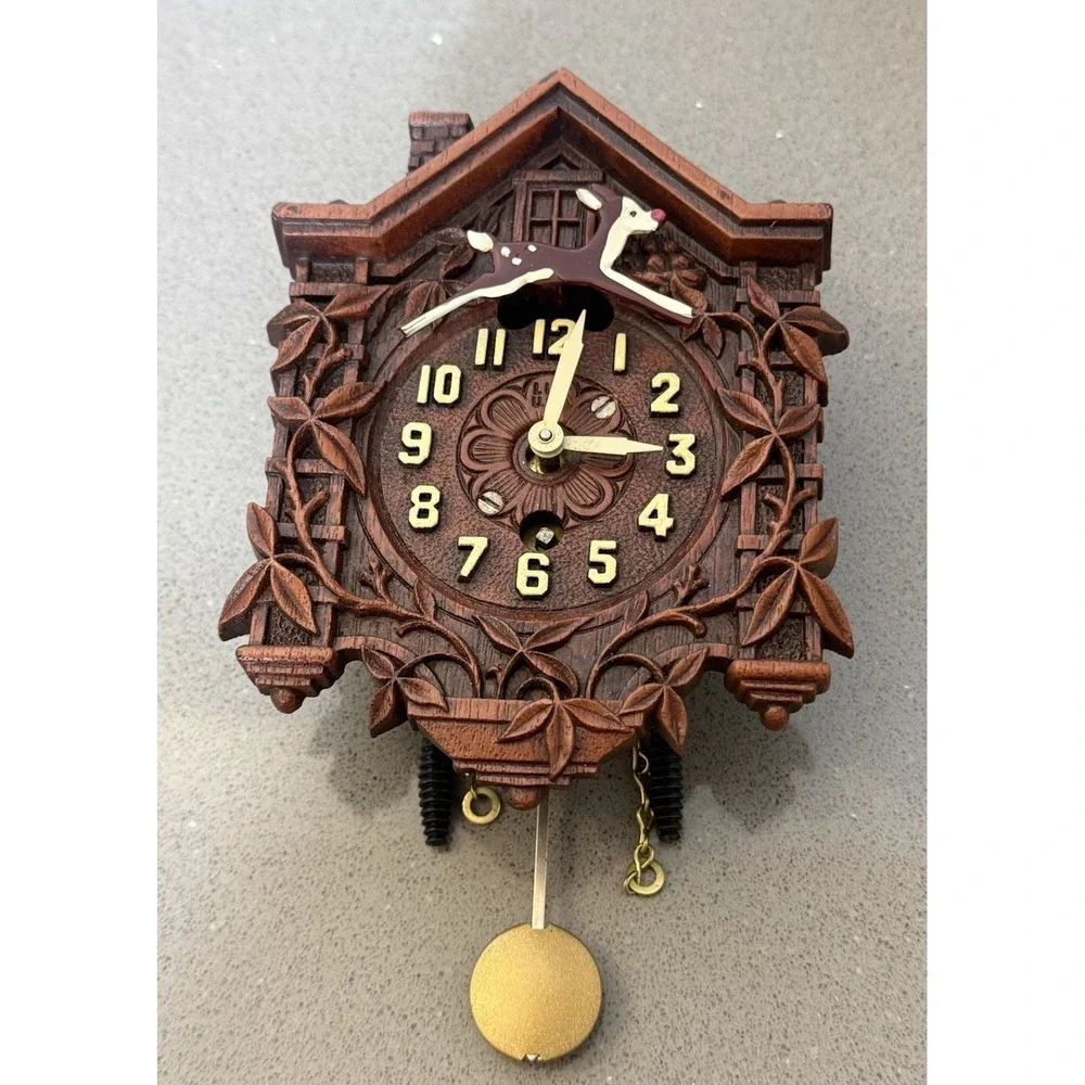VTG MINT Lux Clock Mfg Co TESTED WORKS Mini Faux-Cuckoo Wall Clock Deer Orig Box